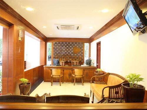 Meenakshi'S Sunshine Hotel Madurai Exterior photo