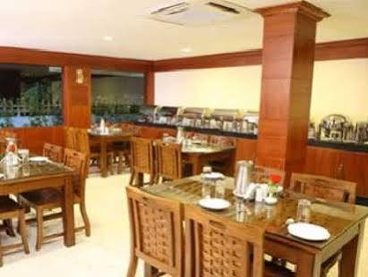 Meenakshi'S Sunshine Hotel Madurai Exterior photo